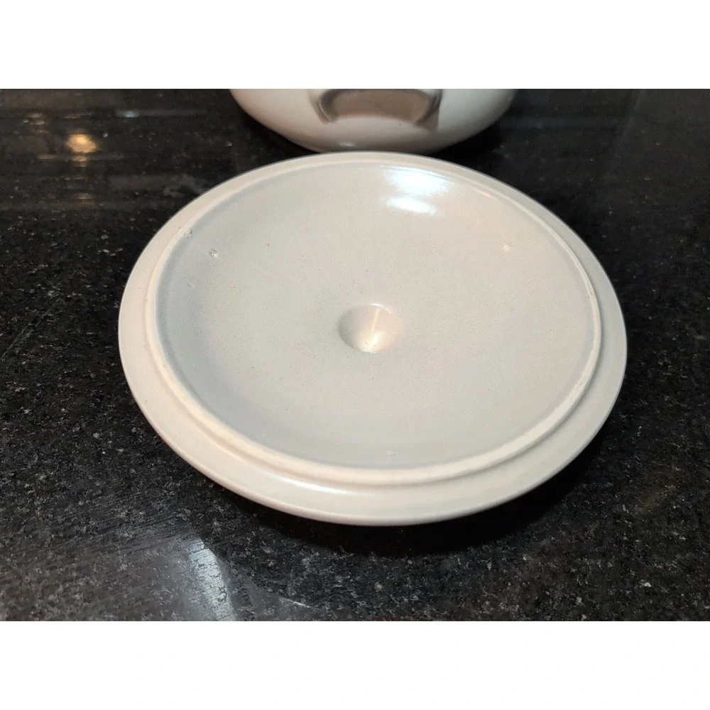 EUC PFALTZGRAFF YORKTOWNE BLUE 2QT ROUND CASSEROLE COVERED SERVING BOWL WITH LID